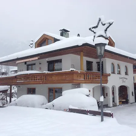 Floerl アパート *