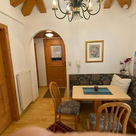 Flörl Apartment Zell am Ziller